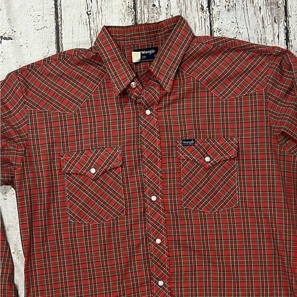 Vintage Wrangler Button Down Pearl Snap Plaid Long Sleeve Rancher Cowboy Shirt - Picture 2 of 5